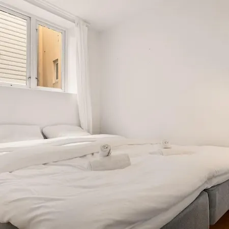 Dinbnb Homes I 4-apartment House In Idyllic Location * ベルゲン